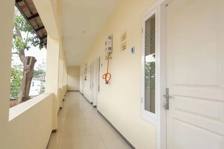 Маланг: Oyo1455 Little Creek Familystays Syariah
