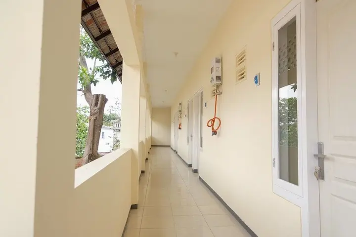 Маланг: Oyo1455 Little Creek Familystays Syariah