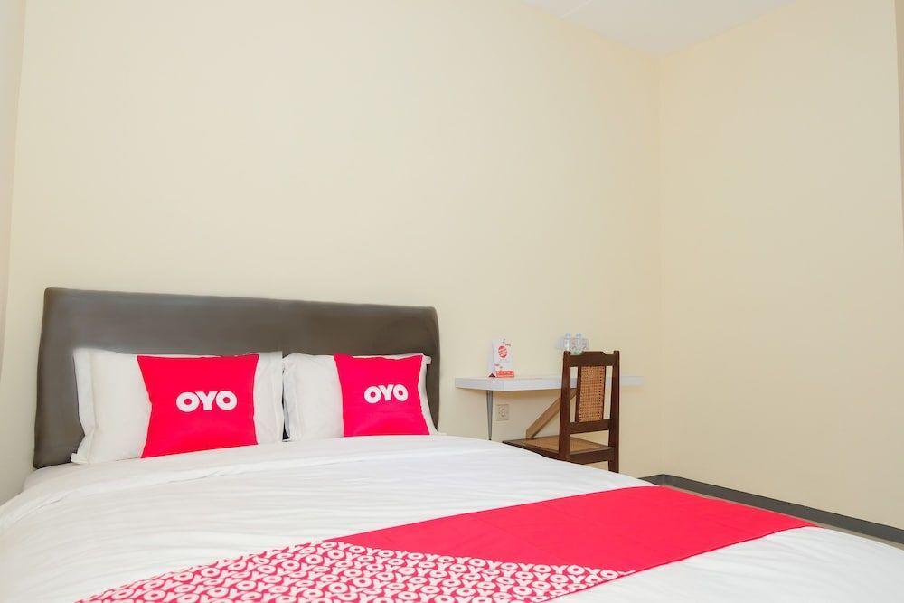 Маланг: Oyo1455 Little Creek Familystays Syariah