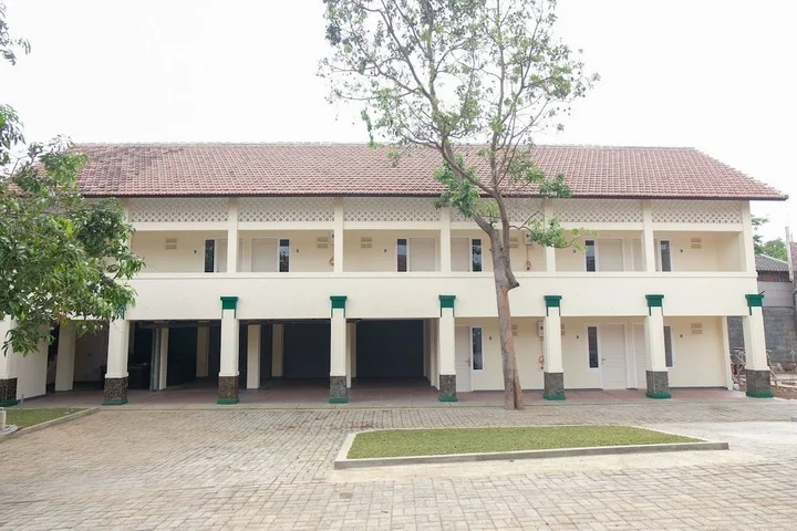Маланг: Oyo1455 Little Creek Familystays Syariah