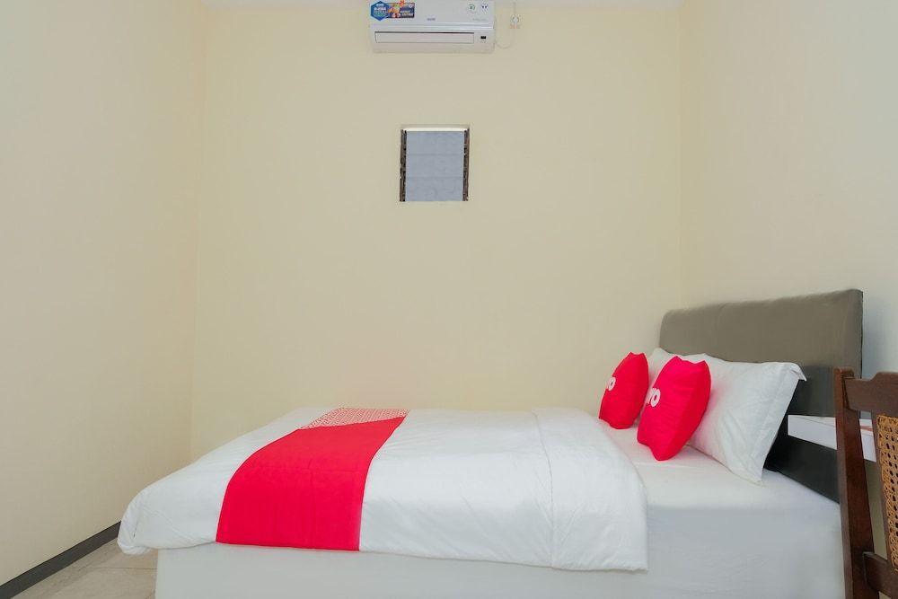 Маланг: Oyo1455 Little Creek Familystays Syariah