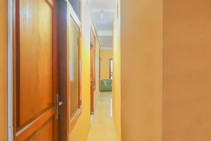 Депок: OYO 1880 Ambassador Homestay Syariah