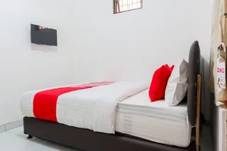 Депок: OYO 1880 Ambassador Homestay Syariah