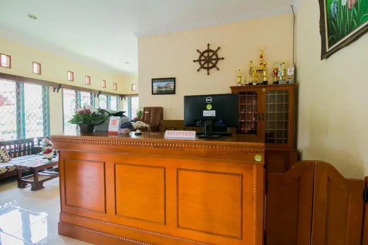 OYO 1667 Edotel Smkn 1 Pacet Syariah — фото 2
