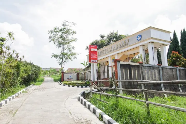 Чипанас: OYO 1667 Edotel Smkn 1 Pacet Syariah