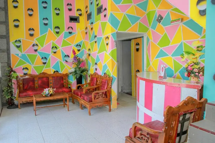 Палу: OYO 1278 Wina Beach Hotel