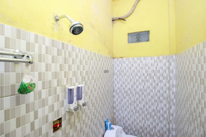 Амбон: Airy Eco Silale Hative Ambon