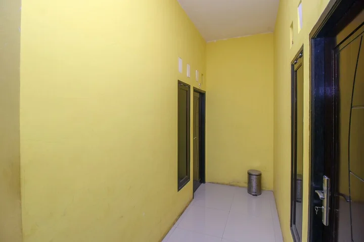 Амбон: Airy Eco Silale Hative Ambon