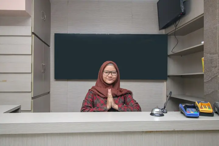 Суракарта: Airy Stasiun Purwosari Merpati 39B Solo