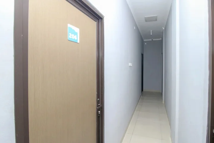 Тангеранг: Airy Karawaci Empu Barada Raya 51 Tangerang