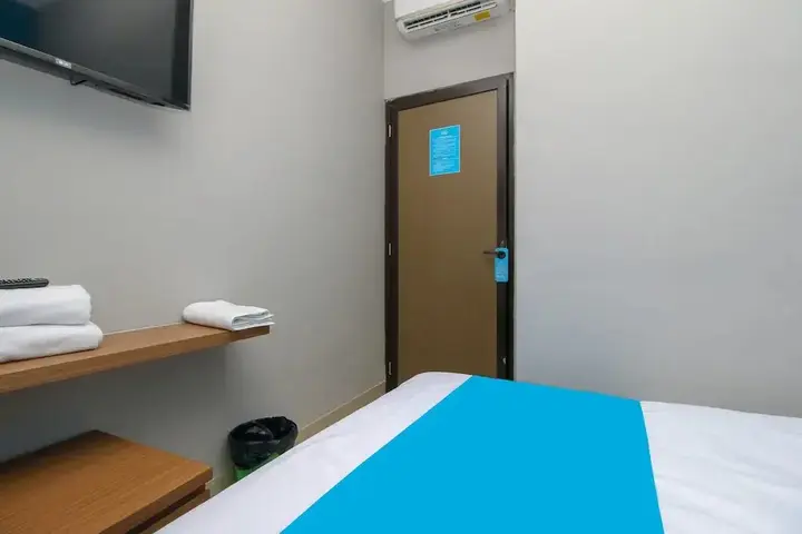 Тангеранг: Airy Karawaci Empu Barada Raya 51 Tangerang