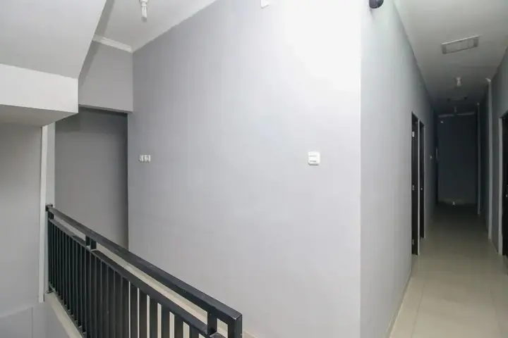 Тангеранг: Airy Karawaci Empu Barada Raya 51 Tangerang