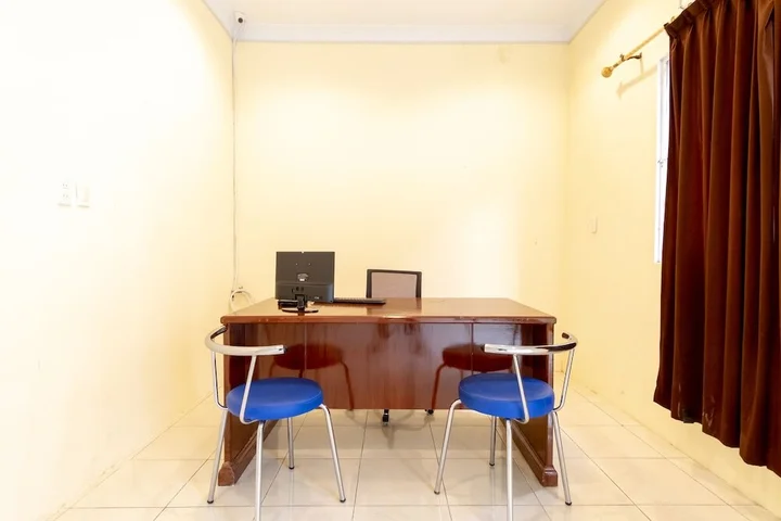 Медан: Oyo 1505 Studio 10 Home Stay