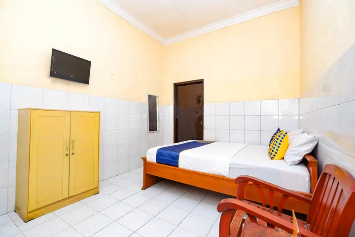 Суракарта: SPOT ON 2011 Hotel Mekar Sari