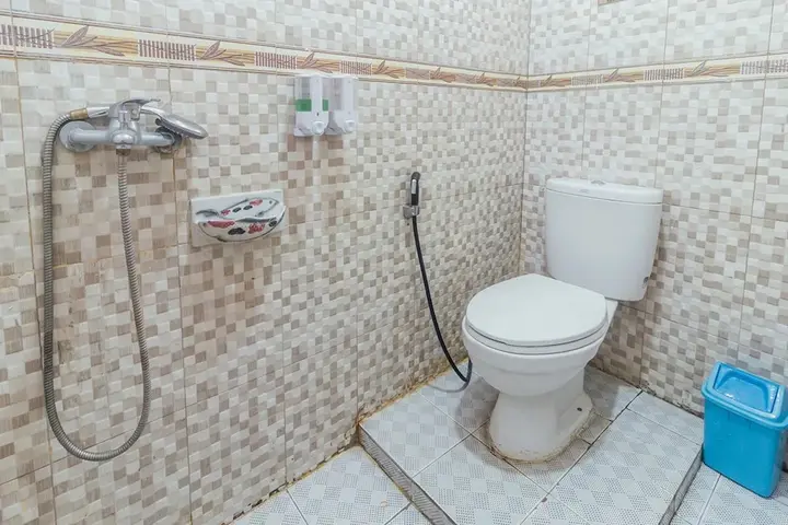 Амбон: OYO 2010 Satria Guest House