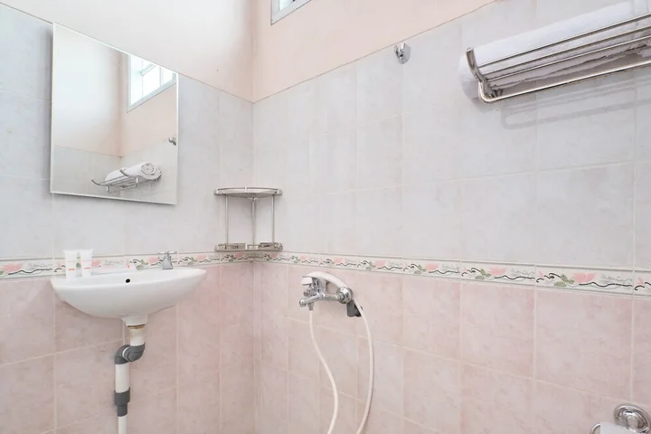 Депок: OYO 2061 Rizki Dhira Guest House Syariah
