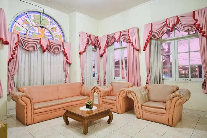 OYO 2061 Rizki Dhira Guest House Syariah — фото 3