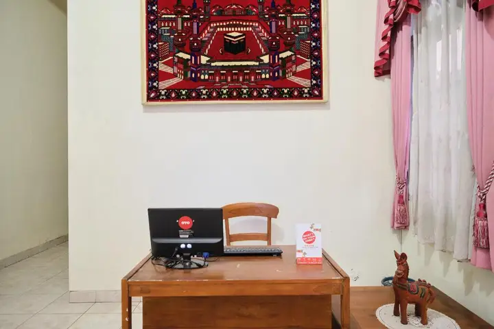OYO 2061 Rizki Dhira Guest House Syariah — фото 4