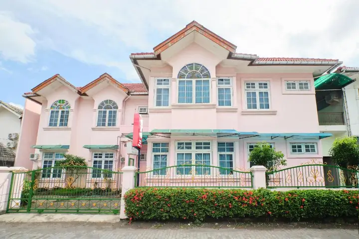 OYO 2061 Rizki Dhira Guest House Syariah — фото 1