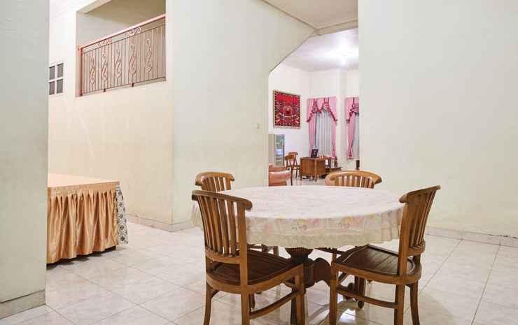 Депок: OYO 2061 Rizki Dhira Guest House Syariah