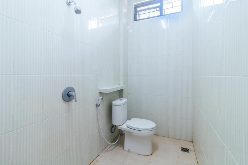 Амбон: OYO 1448 Mangga Dua Guest House