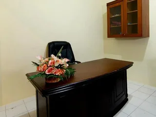 Медан: OYO Living 1332 Almonsari Residence