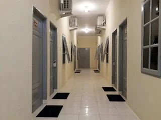 Медан: OYO Living 1332 Almonsari Residence