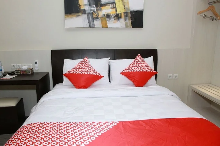 Палу: OYO 1656 Parama Su Hotel