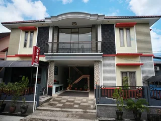 Баликпапан: OYO 2038 Jasmine Guest House Balikpapan
