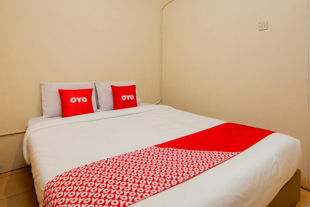 Озеро Тоба: OYO 2045 Hotel 211