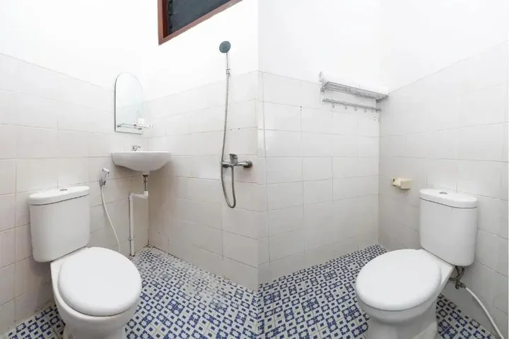 Суракарта: SUPER OYO Capital O 1644 Hotel Griya Kencana