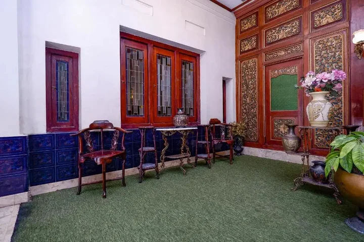 Суракарта: SUPER OYO Capital O 1644 Hotel Griya Kencana