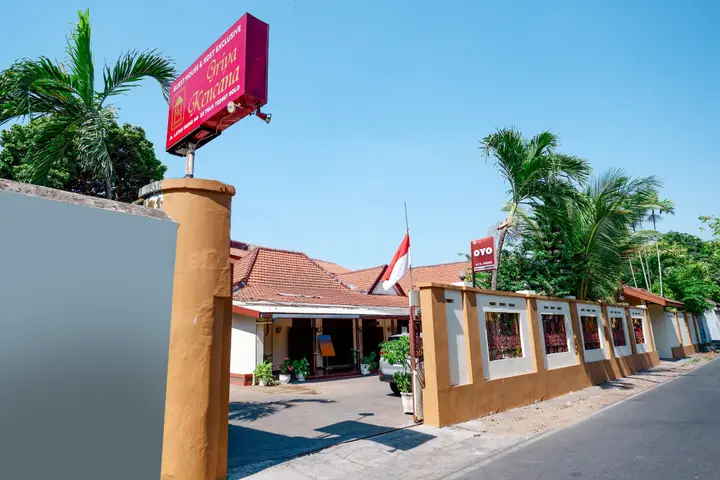 Суракарта: SUPER OYO Capital O 1644 Hotel Griya Kencana