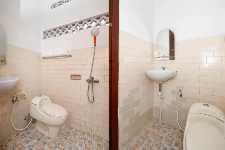 Суракарта: SUPER OYO Capital O 1644 Hotel Griya Kencana