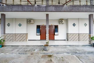 Суракарта: OYO 2058 Griya Ria