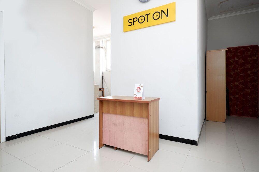 Семаранг: SPOT ON 1800 Ed Ed Residence
