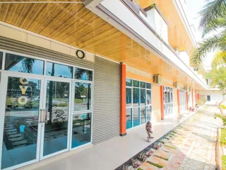 Пеканбару: OYO 1653 Fajar Residence