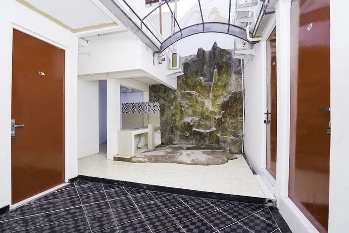 Сурабая: OYO 2094 Prestige Residence