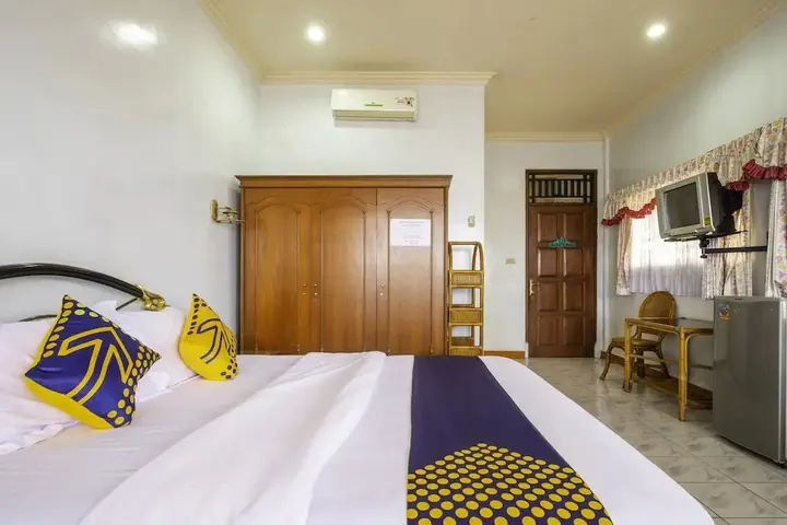 Пелабухан-рату: SPOT ON 1896 Hotel Mahkota Pantai