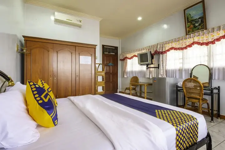 Пелабухан-рату: SPOT ON 1896 Hotel Mahkota Pantai