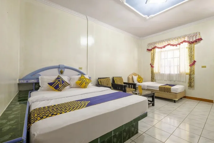 Пелабухан-рату: SPOT ON 1896 Hotel Mahkota Pantai
