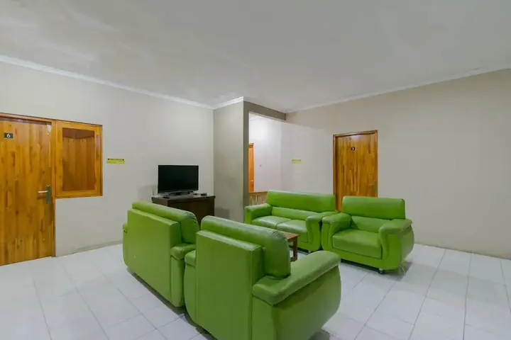 Чианджур: SPOT ON 1899 Berkah Homestay