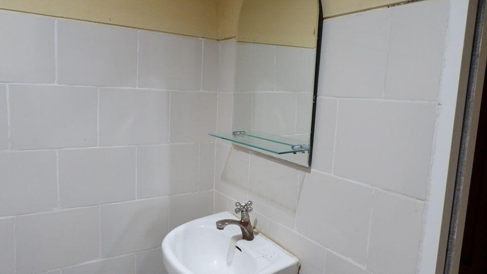 Семаранг: Hotel Omah Pelem Syariah - Hostel
