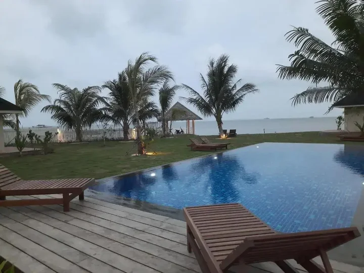 Остров Пеньенгат: The Kelong Trikora Resort