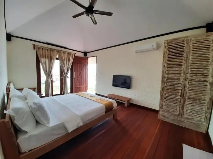 Остров Пеньенгат: The Kelong Trikora Resort