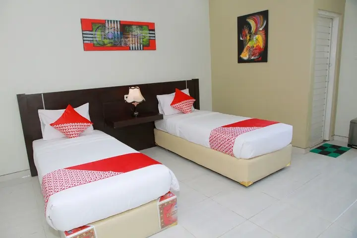 Палу: Oyo 1559 Pondok Garuda Guest House