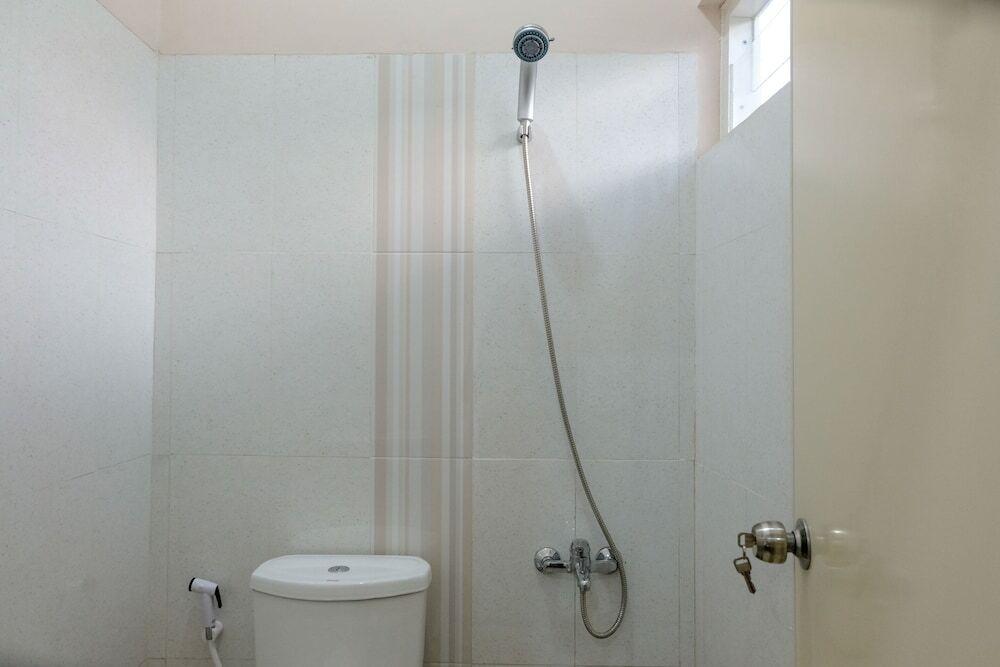 Маланг: OYO 1595 Javas Guest House
