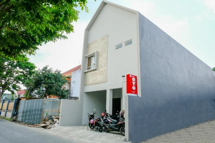 Маланг: OYO 1595 Javas Guest House