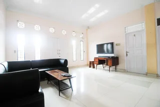 Пеканбару: OYO 2138 Tiaz Homestay