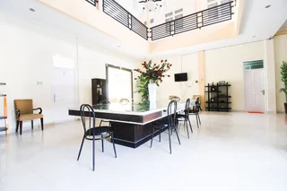 Пеканбару: OYO 2138 Tiaz Homestay